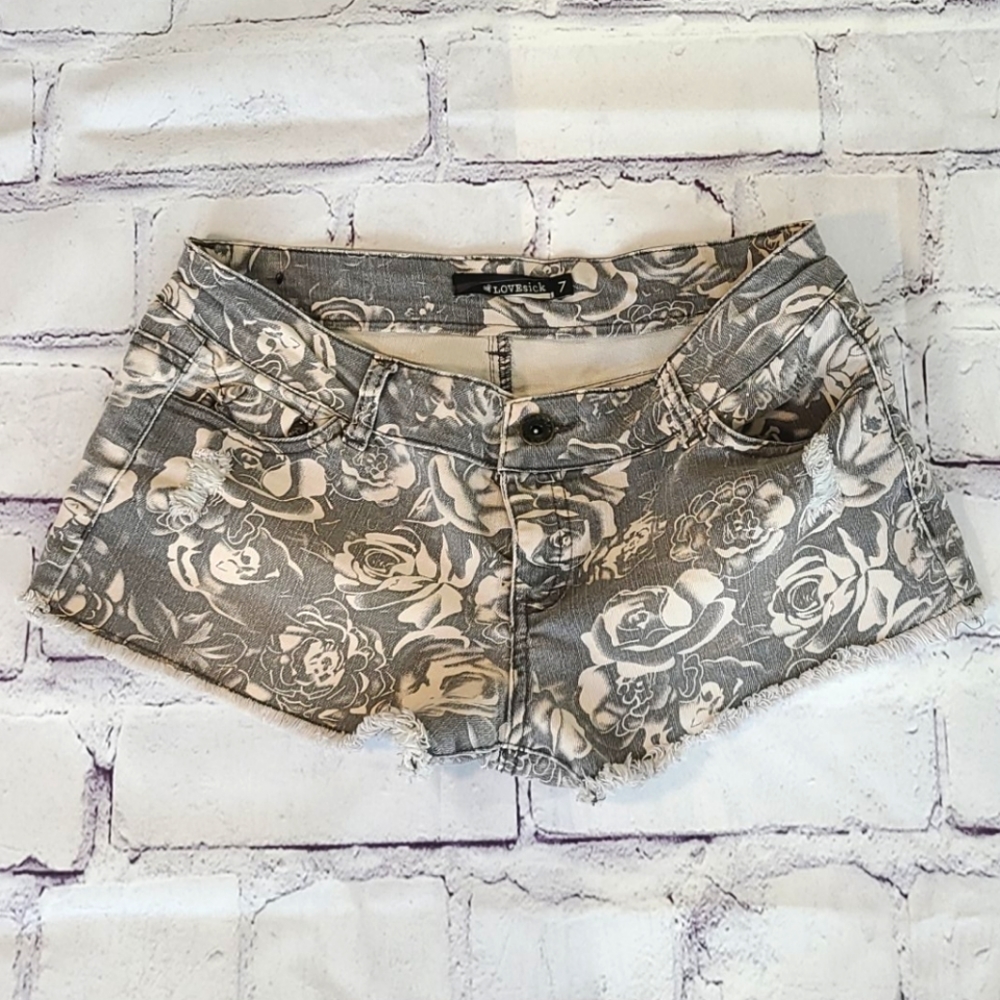 Lovesick Hot Topic Stretch Shorts 7